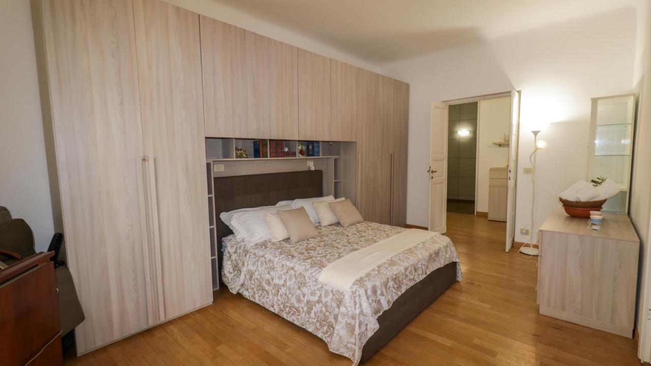 Appartement Sole, Terrazza, Centro Citta E Wi-Fi Veloce! à Gênes Extérieur photo