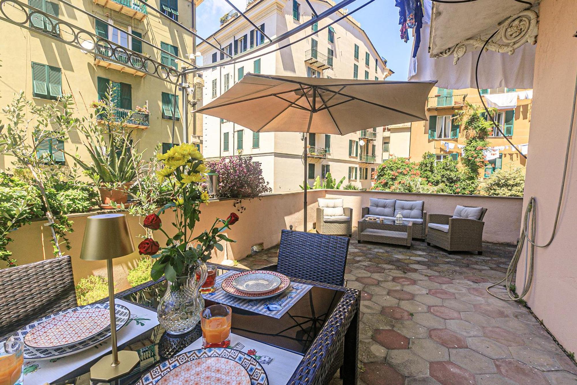 Appartement Sole, Terrazza, Centro Citta E Wi-Fi Veloce! à Gênes Extérieur photo